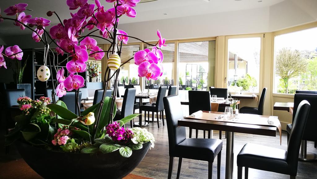 Bivius Hotel Restaurant Luxembourg Strassen Exteriér fotografie