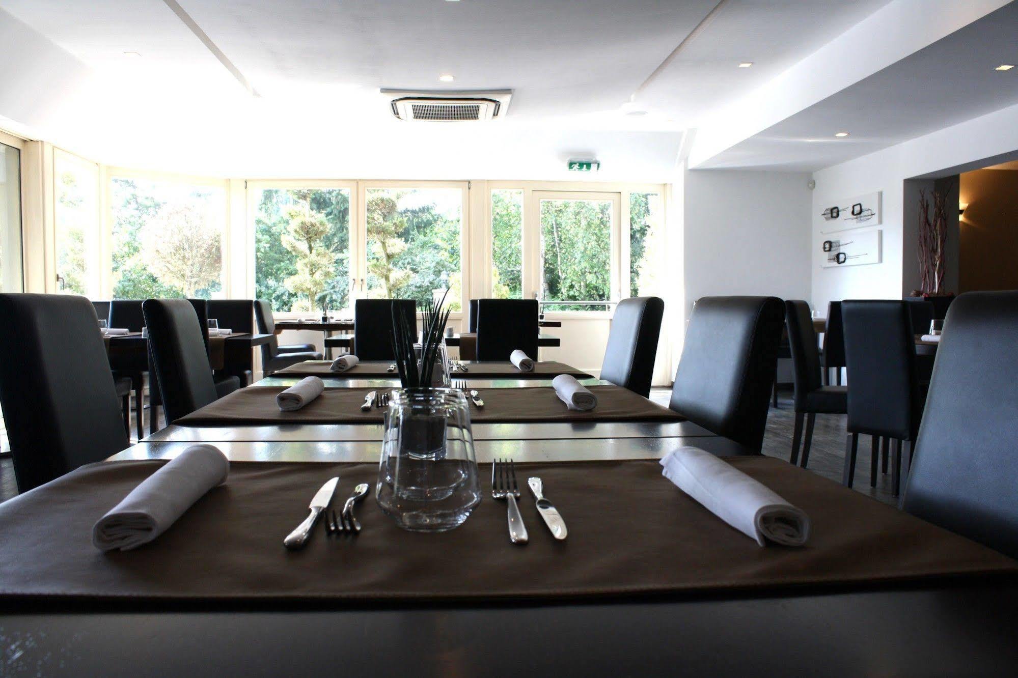 Bivius Hotel Restaurant Luxembourg Strassen Exteriér fotografie